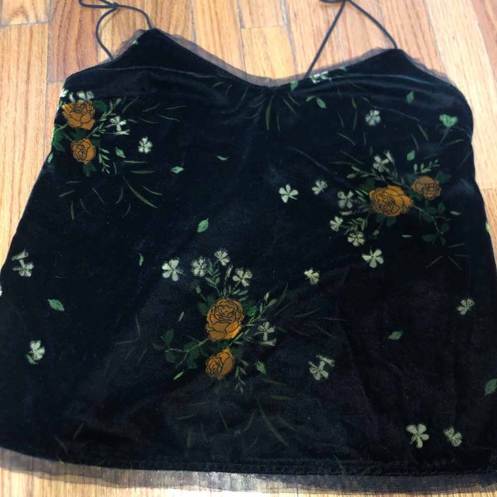 Black Velvet Floral Tank!